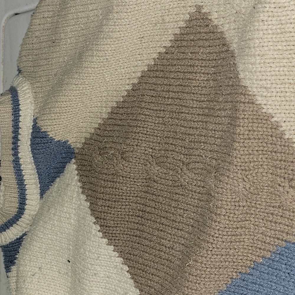Men's sweater